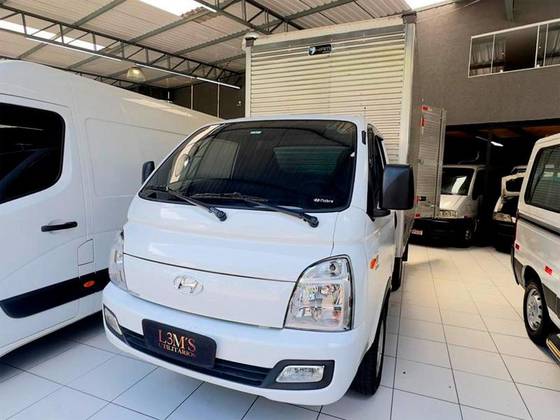 HYUNDAI HR 2.5 TURBO DIESEL CS 4WD MANUAL